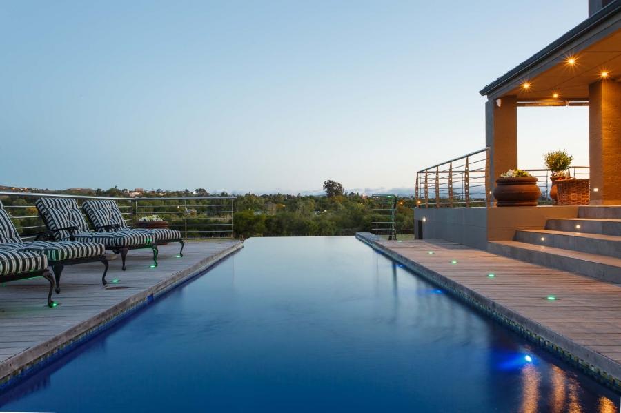 5 Bedroom Property for Sale in Oewersig Western Cape